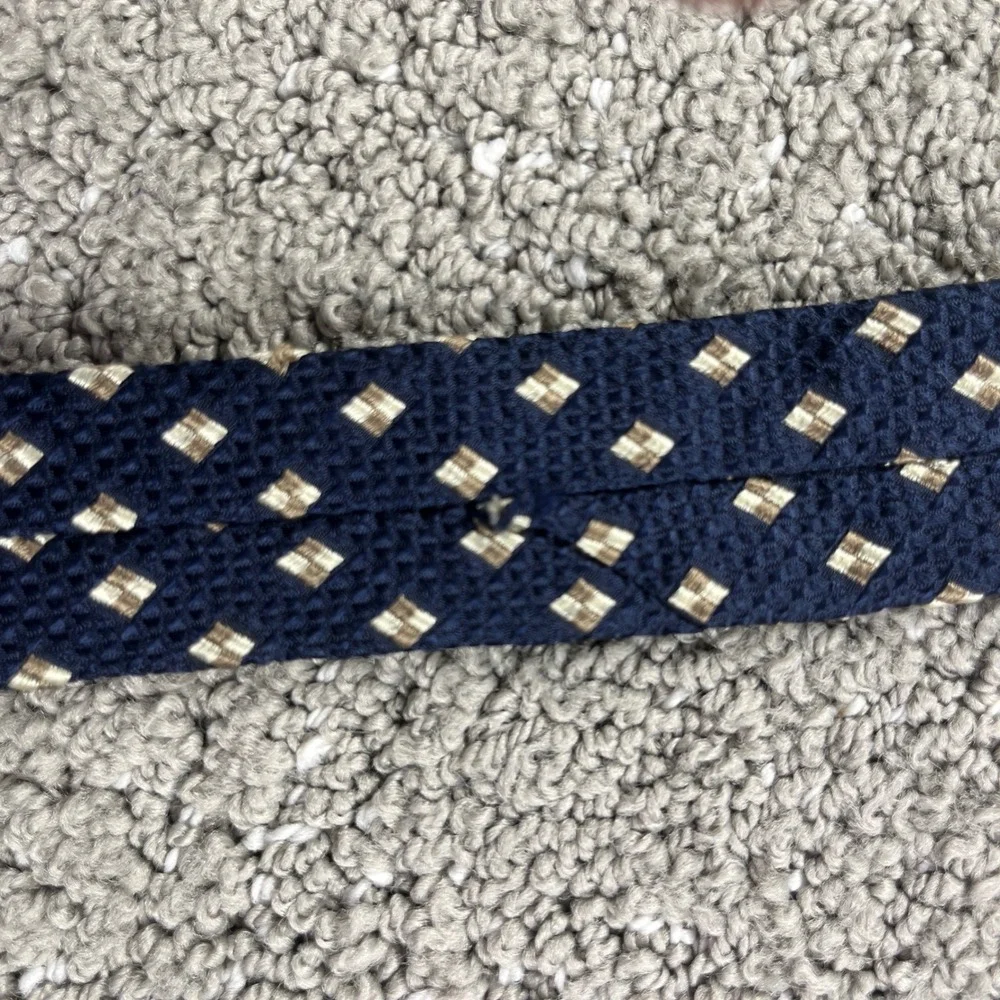 Stafford Executive Mens 100% Silk Tie Navy Blue Gold Geometric Necktie